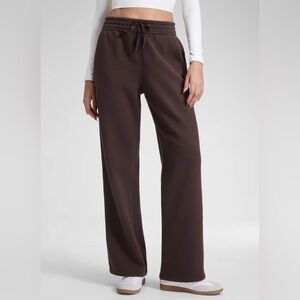 Fleece Lined Straight Leg Sweatpant 30''